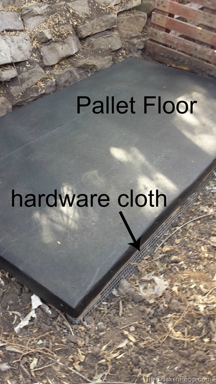 Pallet Floor with vinyl and hardware cloth